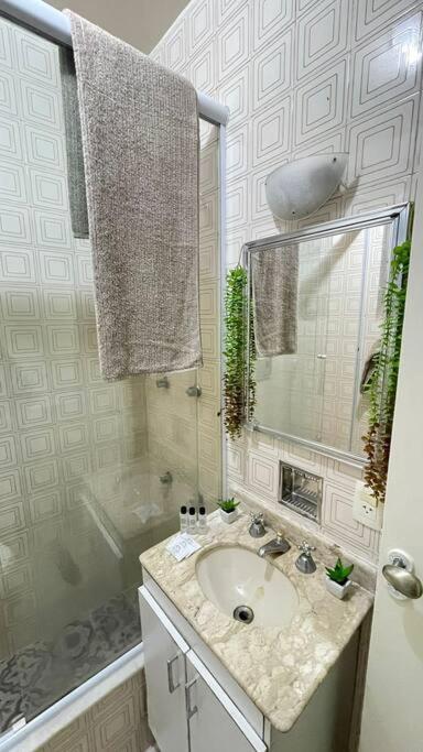 Apartamento Entre Copacabana & Ipanema B C 537 Ap204 Rio de Janeiro